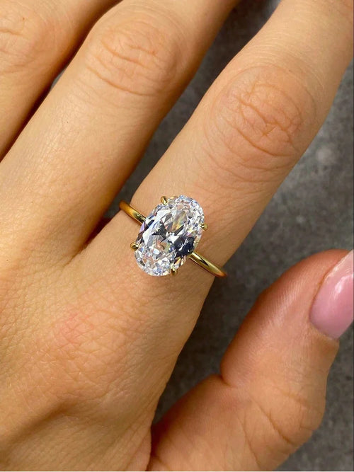 Anillo de Plata 925 con Circonita Ovalada