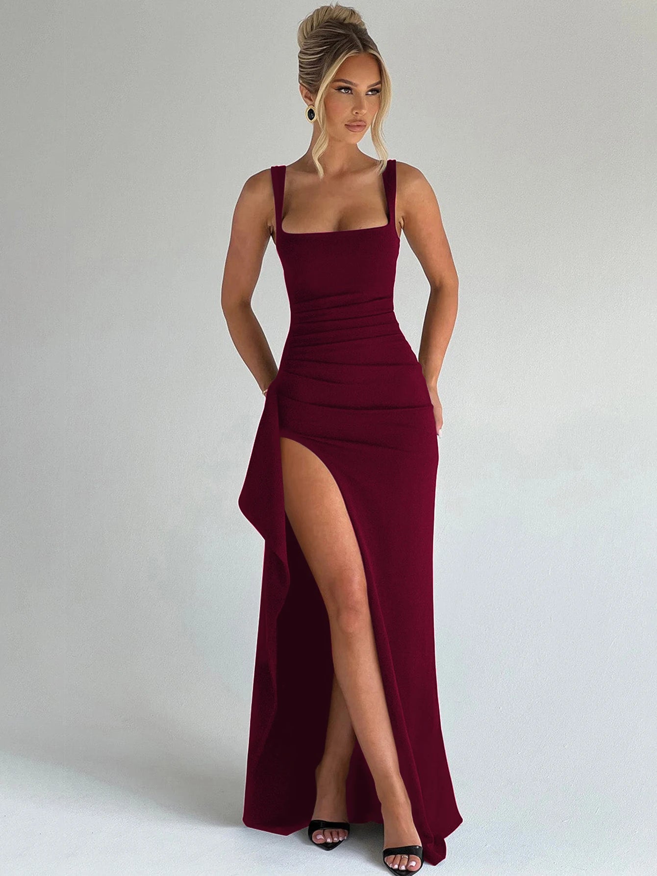 Vestido Largo Asimétrico con Abertura Lateral